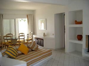 thumbnail: General view