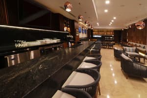 thumbnail: Bar (on property)