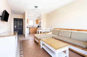 thumbnail: Living room