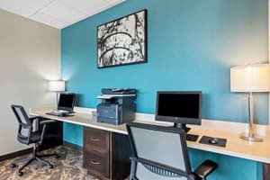 thumbnail: Business center