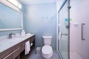 thumbnail: Bathroom shower