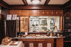 thumbnail: Breakfast area