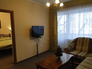 thumbnail: 13589482.jpg