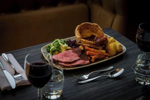 thumbnail: Restaurant