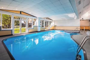 thumbnail: Pool