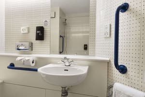 thumbnail: Bathroom