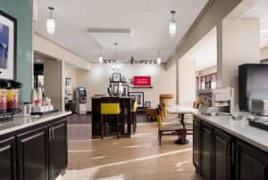 thumbnail: Breakfast area