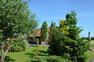 thumbnail: Garden