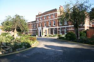 thumbnail: Exterior