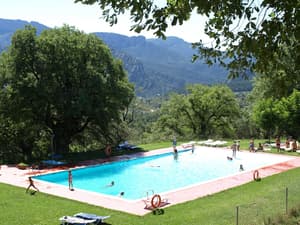 thumbnail: Outdoor pool