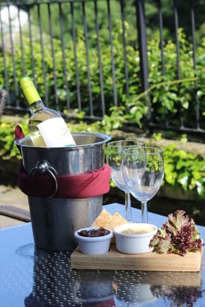 thumbnail: Terrace/patio