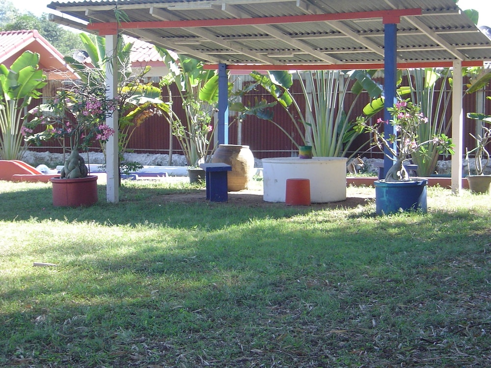 Mini-golf