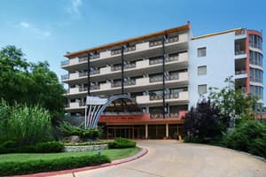 thumbnail: General view