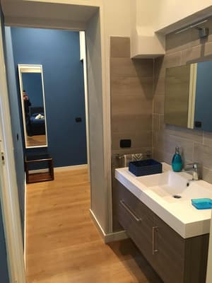 thumbnail: Bathroom sink
