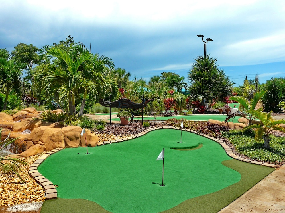 Mini-golf