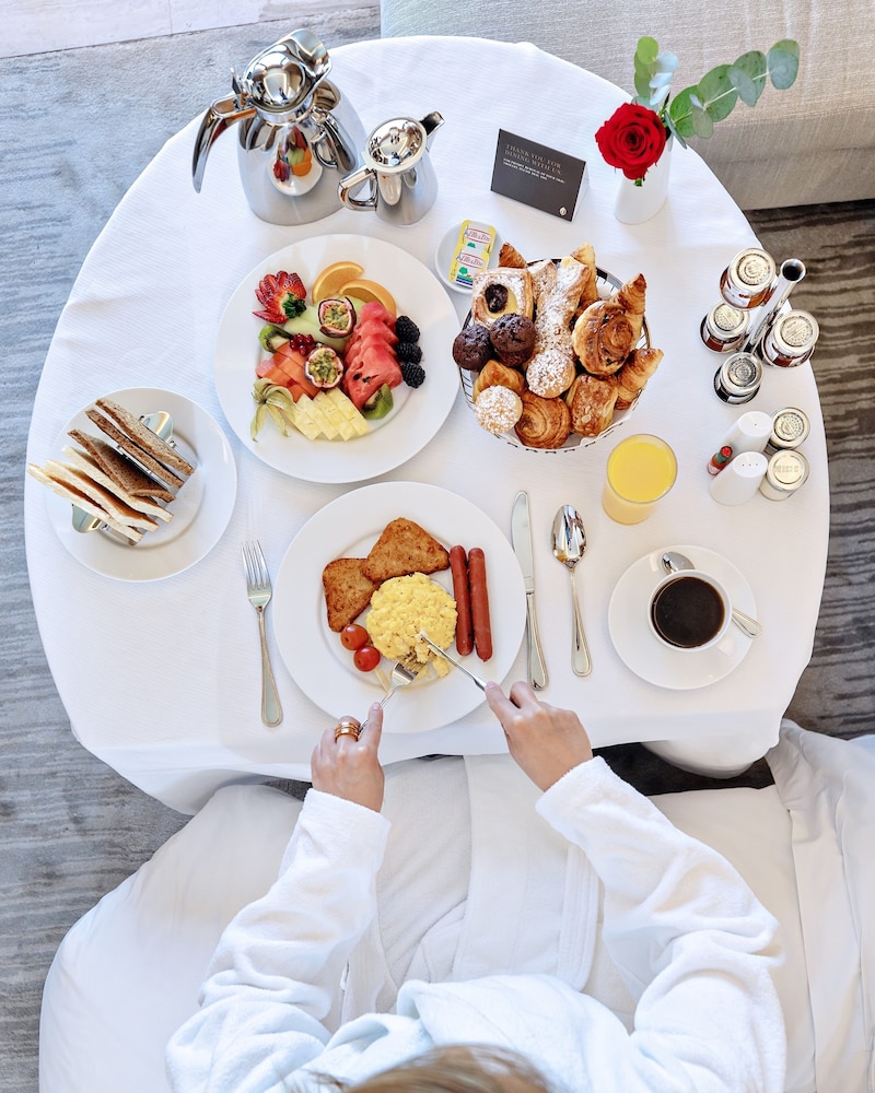 Breakfast meal