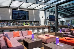 thumbnail: Bar (on property)