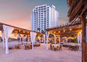 thumbnail: Beach bar