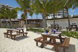 thumbnail: Beach bar