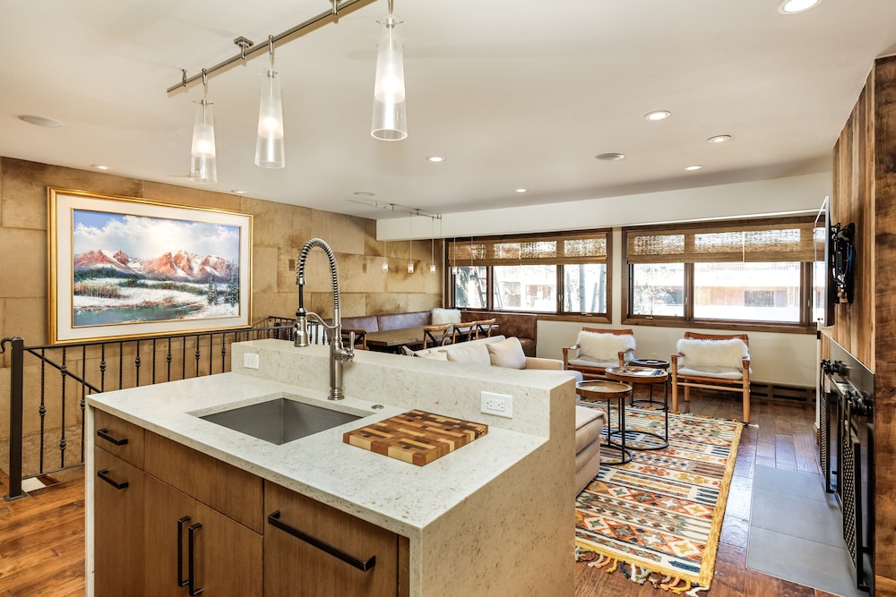 Restaurant-cafeteria