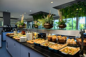 thumbnail: Restaurant