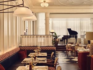 thumbnail: Restaurant
