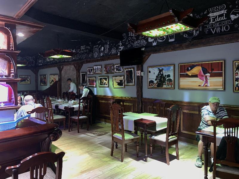 Bar