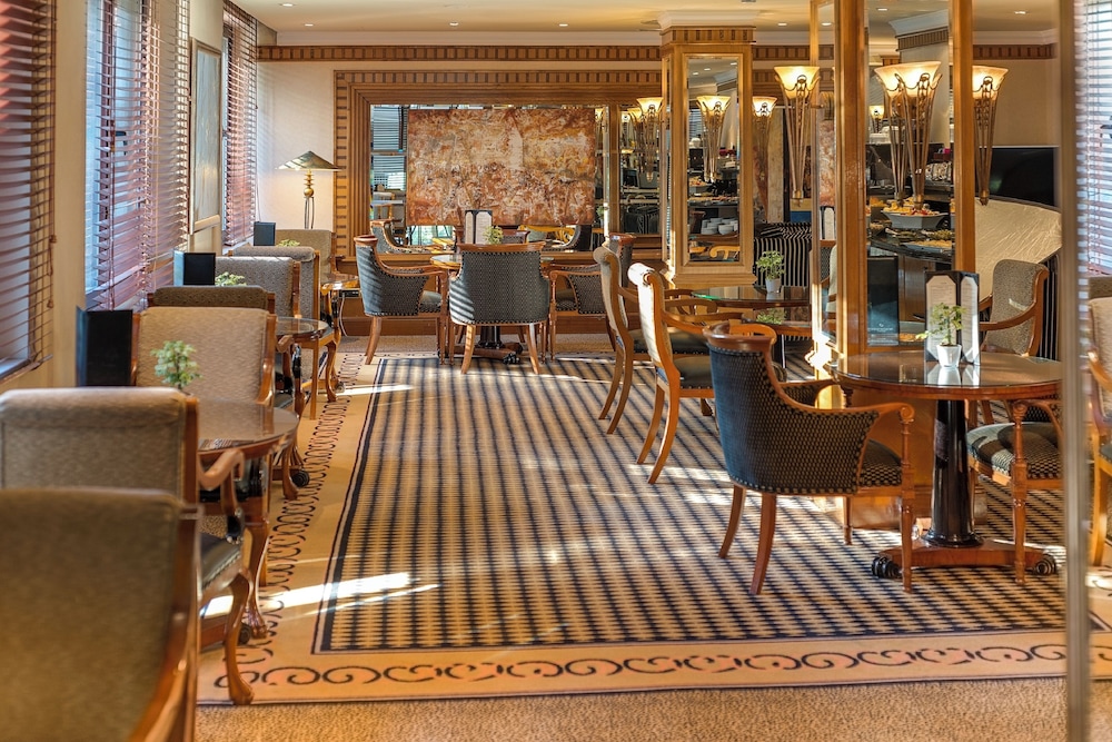 Executive lounge