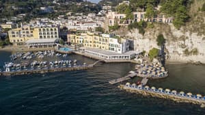 thumbnail: Exterior