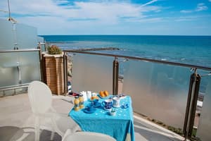 thumbnail: Balcony