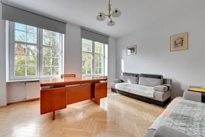 thumbnail: Living room