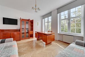 thumbnail: Living room