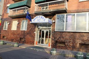 thumbnail: Property entrance
