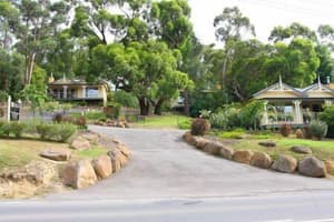thumbnail: Property entrance