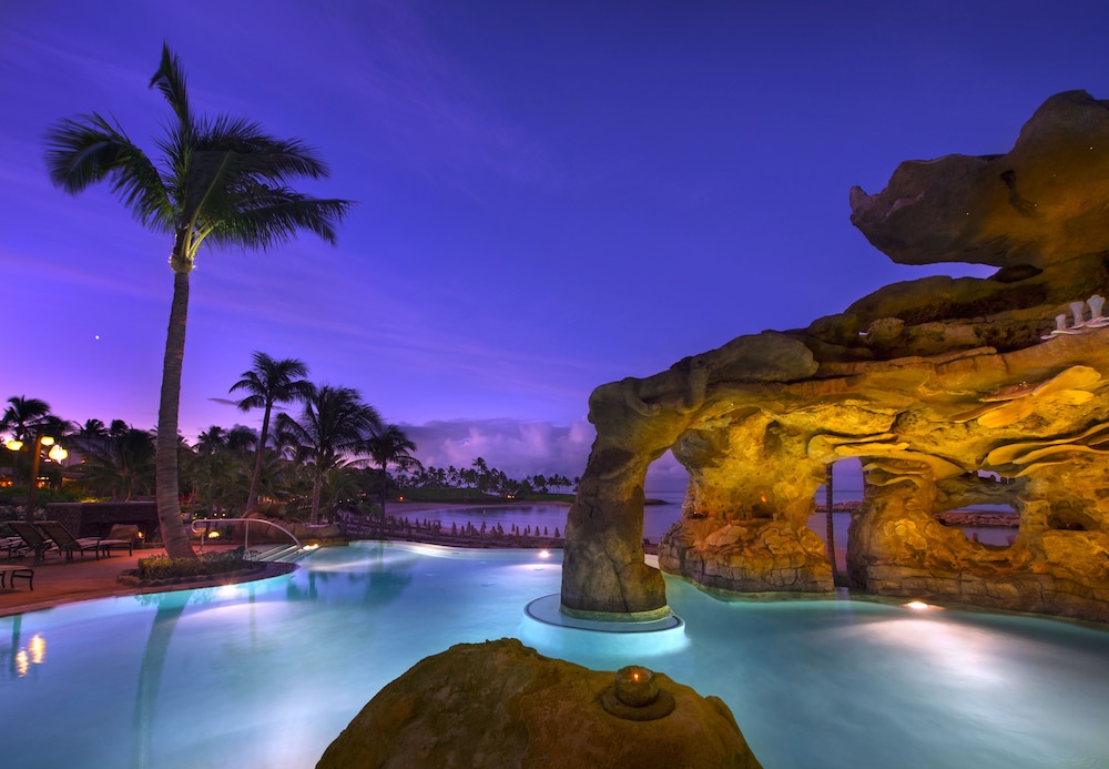 Infinity pool