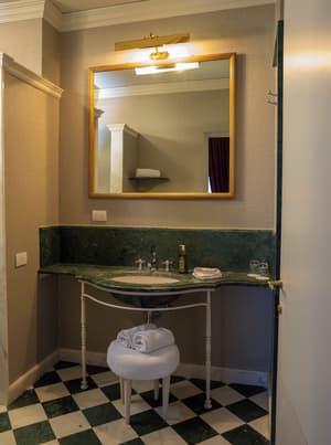 thumbnail: Bathroom