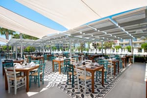 thumbnail: Restaurant