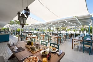 thumbnail: Restaurant