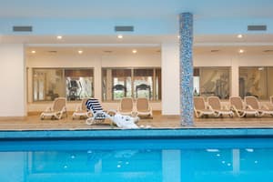 thumbnail: Pool