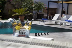 thumbnail: Pool