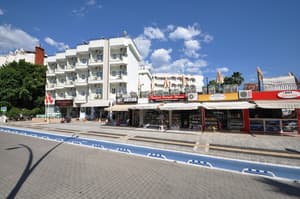 thumbnail: Front of property - evening/night
