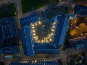 thumbnail: Exterior