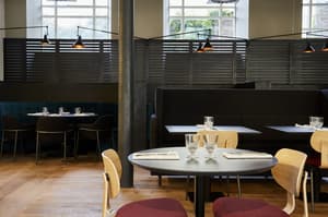 thumbnail: Restaurant