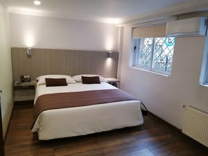 thumbnail: Room