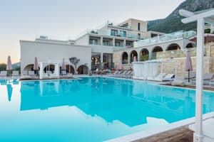 thumbnail: Outdoor pool