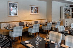 thumbnail: Restaurant