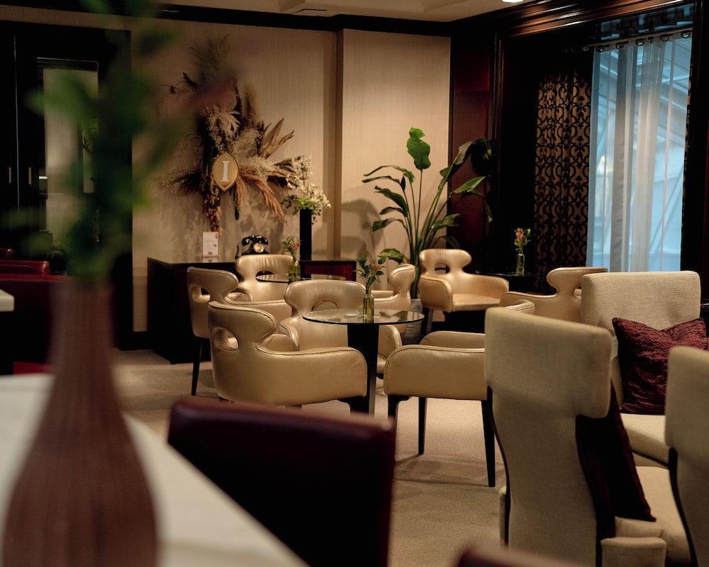 Executive lounge