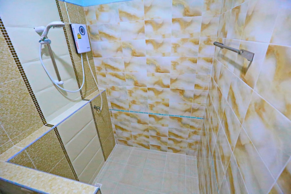Swimming pool-spa