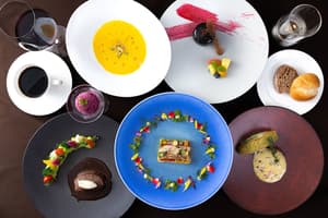 thumbnail: Restaurant