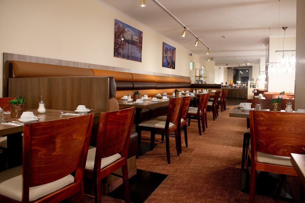 Restaurant-cafeteria